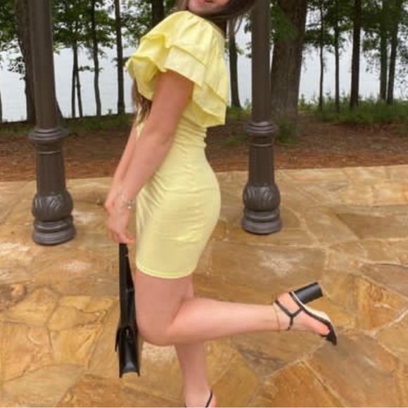 Zara Puff Voluminous Ruffle Poplin Sleeve Bodycon Mini Dress Pastel Yellow Sz M - Picture 8 of 16